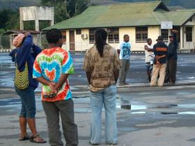 Močan potres na indonezijski polovici Nove Gvineje