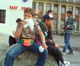 ZPS za prepoved trženja v šolah. Slovenski 15-letniki na tretjem mestu v EU-ju po debelosti