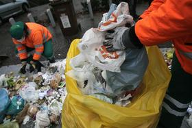 Največ smeti proizvedejo predelovalne dejavnosti