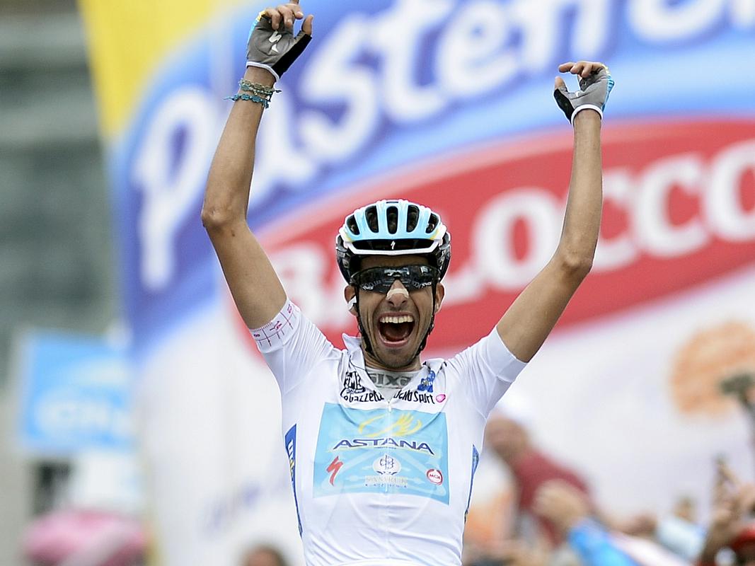 Nova zmaga Aruja, Contador "preživel" napade - RTV Slovenija