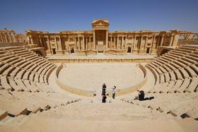 Rimsko gledališče v Palmiri še pred zavzetjem džihadistov. (Foto - Reuters)