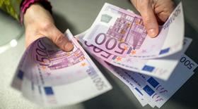 V zdravstveni blagajni skoraj milijon evrov presežka