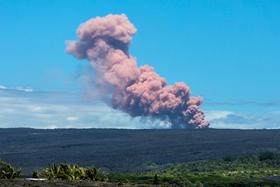 Foto: Na Havajih evakuacija zaradi izbruha ognjenika Kilauea