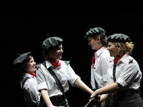 Carmina Slovenica: Na juriš in the mood!