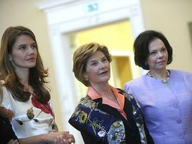 Urška Bačovnik, Laura Bush, Barbara Miklič Türk