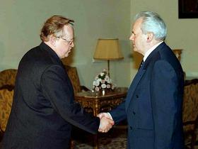 Martti Ahtisaari in Slobodan Milošević