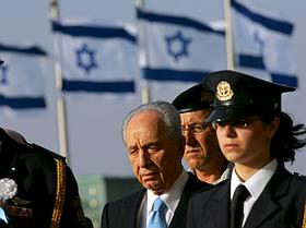 Šimon Peres

