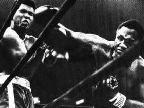 Muhammad Ali in Joe Frazier