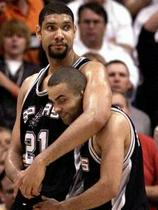 Tim Duncan in Tony Parker