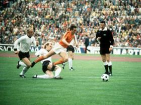 Johan Cruyff je zablestel v Nmčiji leta 1974 (Slika, vir: www.fifa.com).