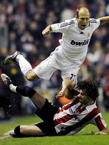 Arjen Robben, Fernando Amorabieta