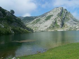 Jezero Enol