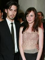 Midve z mamo: Alexis Bledel in Milo Ventimglia
