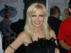 Vivian Schmitt