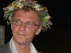 Štefan Kardoš si je cvetlični venček in prižig letošnjega kresa prislužil z romanom Rizling polka. Foto: MMC RTV SLO