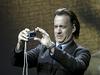 Tom Hanks, ki so ga Američani že lani izbrali za najbolj priljubljenega igralca, si od Da Vincijeve šifre obeta ogromno publicitete. Foto: EPA