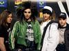 Skupina Tokio Hotel je v preteklosti navdušila z uspešnicami, kot so Durch den Monsun, Schrei, Rette Mich, Der Letzte Tag in drugimi. V skupini so Bill Kaulitz (vokal), njegov brat dvojček Tom Kaulitz (kitara), Georg Listing (bas) in Gustav Schafer (bobni). Foto: EPA