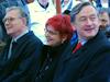 Predsednik Republike Slovenije Danilo Türk, ministrica za kulturo Majda Širca in predsednik Društva slovenskih pisateljev (DSP) Slavko Pregl so prisluhnili že tradicionalno sproščenemu govoru ljubljanskega župana Zorana Jankovića. Foto: MMC RTV SLO