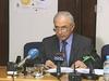 Minister Bručan bo zaradi zapletov s helikopterskimi prevozi praznike kljub vsemu preživel mirneje. Foto: RTV SLO