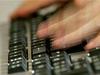 Literarni natečaj se bo končal 1. maja, zatem pa bo žirija izbrala 80 blogov, ki bodo skupaj z 20 blogi, te bodo izbrali bralci, objavljeni v knjigi. Če imate navdih, torej hitro za tipkovnico! Foto: Reuters