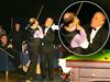Alex Higgins niti na 'stara' leta ni manj temperamenten. Takole se je lani na dobrodelni tekmi spravil na sodnika. Foto: EPA