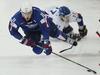 20-letni Anže Kopitar je nedvomno gonilna sila slovenske reprezentance, kar je dokazal s tremi zadetki na prvenstvu. Foto: EPA