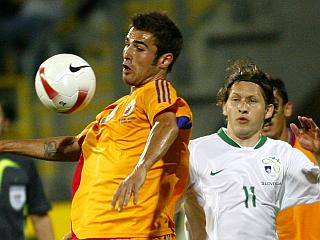 Adrian Mutu je pokazal, zakaj je bil izbran za najboljšega nogometaša italijanske lige. Foto: Reuters
