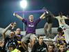 Proslavljanje osmega naslova prvaka se je za nekatere navijače Maribora žal končalo v bolnišnici. Foto: www.maribor-sport.com