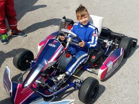 Devetletnik, ki želi stopiti na vrh formule 1