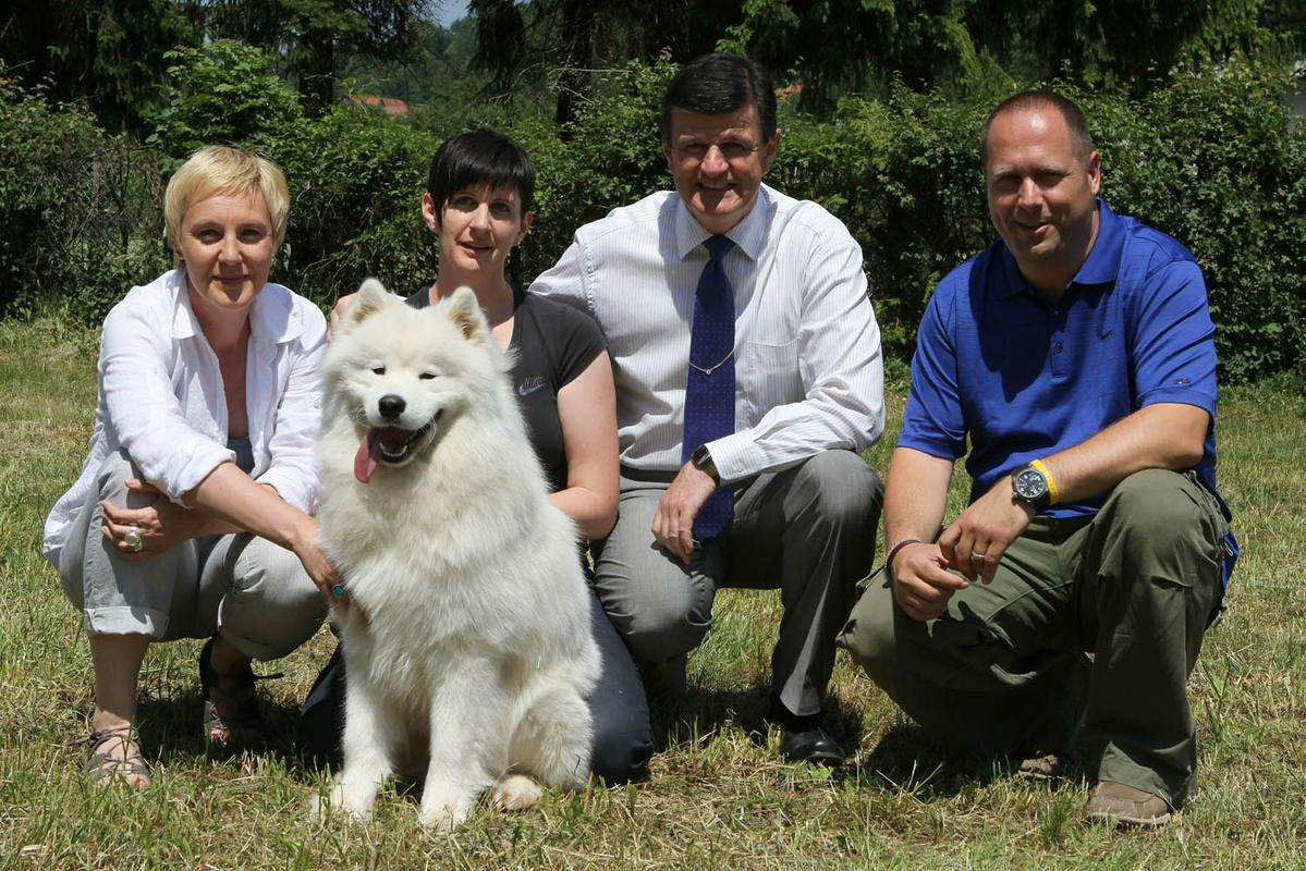 O živalih in ljudeh O mednarodni razstavi psov vseh pasem CACIB Bled