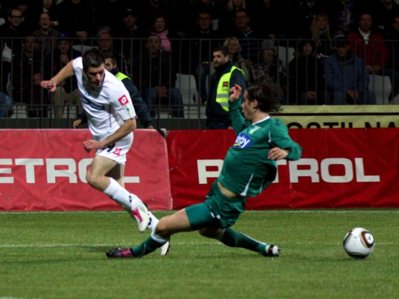Enej Jelenič (Koper) in Milan Andjelković (Olimpija)