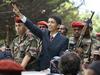 Rajoelina pripada ljudstvu Merino z visoke planote, ki so aziatskega izvora in veljajo za najstarejše naseljence otoka, medtem ko ga prebivalci na celotni obali sprejemajo negativno. Madagaskar ima 18 etničnih skupin in pripadniki Merina so še zmeraj osovraženi pri pripadnikih drugih etničnih skupin, je povedal Možina. Foto: EPA