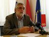 Dušan Kumer želi z debato o predčasnih volitvah počakati do glasovanja o zaupnici. Foto: MMC RTV SLO/G.Petovar