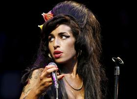 Nov film o Amy Winehouse: O nastanku albuma, intimnem večeru, nagradah in črnini