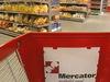 Po mnenju sindikalistov bi nastale negativne posledice, ki bi jih utrpel Mercator, če bi bil Agrokorju omogočen skrbni nadzor. Tudi če bi v nadaljevanju postopka varuh konkurence v eni ali drugi državi postopek prodaje prepovedal, bi bile poslovne skrivnosti Mercatorja že razkrite njegovemu velikemu konkurentu. Foto: MMC RTV SLO