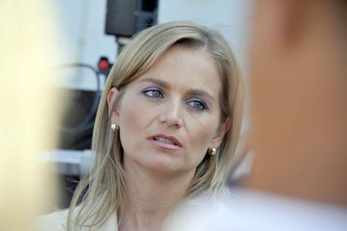 Katarina Kresal poudarja, da so alternativni postopki reševanja sporov predvsem pomembni pri gospodarskih sporih, saj je zaradi tajnosti ugled gospodarske družbe bolj varovan. Foto: BoBo