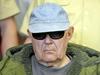 John Demjanjuk je bil star 91 let, ko je sodišče lani odločilo, da je kriv vojnih zločinov. Foto: EPA