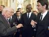 Gianluigi Buffon in Mario Balotelli na ponedeljkovem sprejemu v predsedniški palači pri italijanskem predsedniku Giorgiu Napolitanu (levo). Foto: EPA
