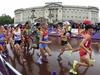 Olimpijski maraton je hkrati tako športna kot novinarska disciplina. V prvi skušaš premagati 42+ kilometrov, v drugi pa želiš pokriti čim več odločitev, športov, prizorišč, slovenskih medalj ... Foto: Reuters