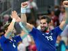 Nikola Karabatić in soigralci so po zlati medalji razgrajali, v glavni vlogi je bil Nikola Karabatić. Foto: EPA
