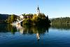 Pozimi, ko zamrzne jezero na Bledu, v Slovenijo prihaja še ena ekipa iz Bollywooda, ki pa bo na naših tleh ostala veliko dlje, kar 40 snemalnih dni. Foto: BoBo
