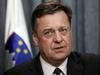 Zahtevo je podpisalo 27 poslancev PS-ja, poleg njih pa še nekdanji poslanec PS-ja Borut Ambrožič, poslanec SD-ja Srečko Meh in nepovezani poslanec Ivan Vogrin. Foto: BoBo
