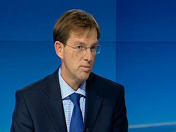 Politika, ki bi morala miriti strasti, zdaj govori o zarotah, je težavno vedenje najvišjih političnih funkcionarjev komentiral Cerar. Foto: MMC RTV SLO
