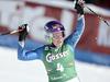 Alice McKennis je na najtežjem smuku sezone presenetila vse favoritinje in slavila svojo prvo zmago na tekmah svetovnega pokala in ukradla šov rojakinji Lindsey Vonn. Foto: EPA