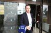 Boris Popovič ne vidi nič spornega v tem, da lastniki zemljišč, ki nočejo prodati dela zemljišča, na katerem bi občina gradila cesto, tega zamenjajo. Foto: FPA