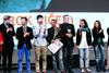 Kritiška žirija (sestavljale so jo Nina Cvar, Tina Bernik in Živa Emeršič) so o Razrednem sovražniku zapisale, da gre za 'izvirno psihološko dramo, v kateri za ta čas in prostor še posebno aktualno tematiko uspešno nadgradi s suverenim obvladovanjem filmske govorice. Z njo Bičku prek vešče izpeljanega dramaturškega loka in večplastne karakterizacije uspe v premišljeno doziranih odmerkih stopnjevati napetost med učitelji in učenci ter kritično pogledati skozi razpoke v šolskem sistemu, ki bi se česa moral naučiti tudi sam.' Na fotografiji ekipa Razrednega sovražnika z Rokom Bičkom na čelu. Foto: BoBo