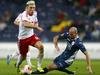 Salzburg s Kevinom Kamplom je v nedeljo končal 33 tekem dolg niz neporaženosti v avstrijskem prvenstvu. Foto: Reuters