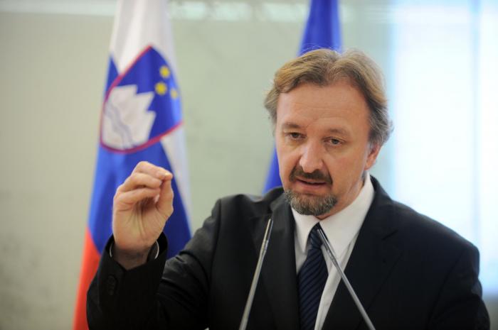 Milan Balažic je položaj veleposlanika v Avstraliji prevzel leta 2011, bil pa je pristojen tudi za Malezijo, Indonezijo in Novo Zelandijo. Je četrti odpoklicani veleposlanik v zgodovini Slovenije. Foto: BoBo
