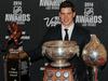 Sidney Crosby je v Las Vegasu prejel kar tri nagrade: za najkoristnejšega igralca, za igralca z največ točkami in najbolj izstopajočega hokejista po izboru igralcev. Foto: Reuters