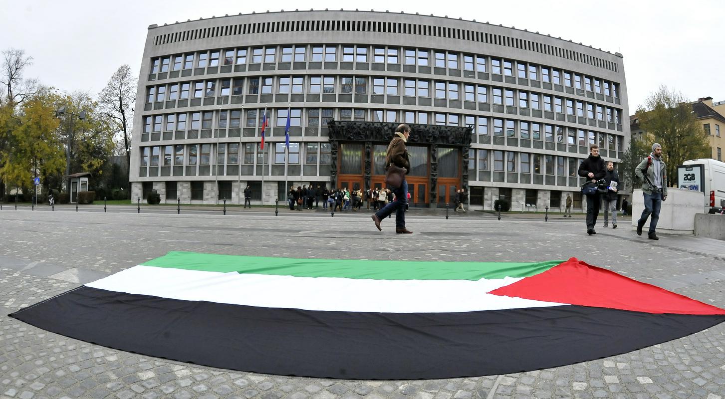 Pozivi k priznanju Palestine